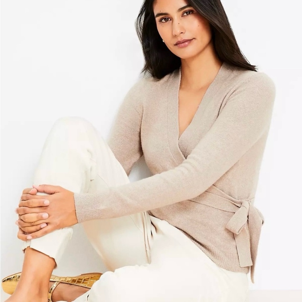 NWT  LOFT  Taupe Wrap Long Sleeve Sweater - XS